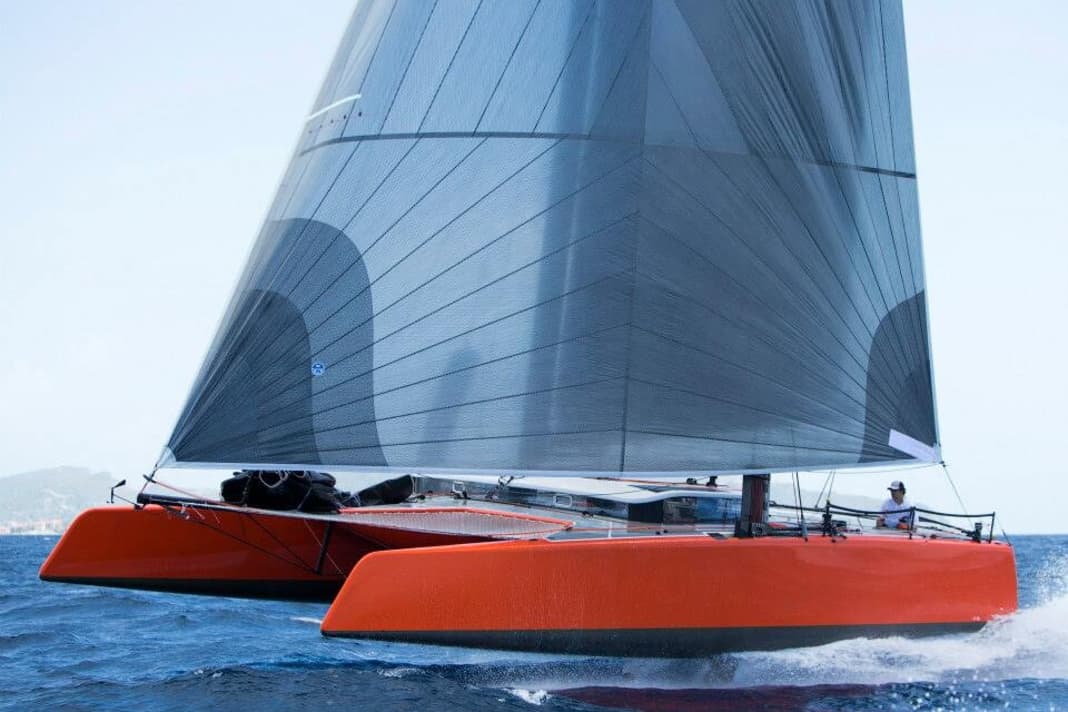 Fliegender Fahrtenkat: Gunboat G4. Hier geht's zum Test-PDF
