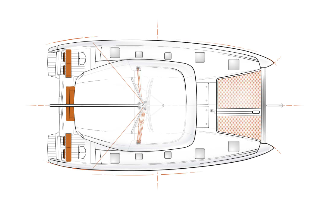 The steering positions are on deck, there is no fly. The roof is closed or...
