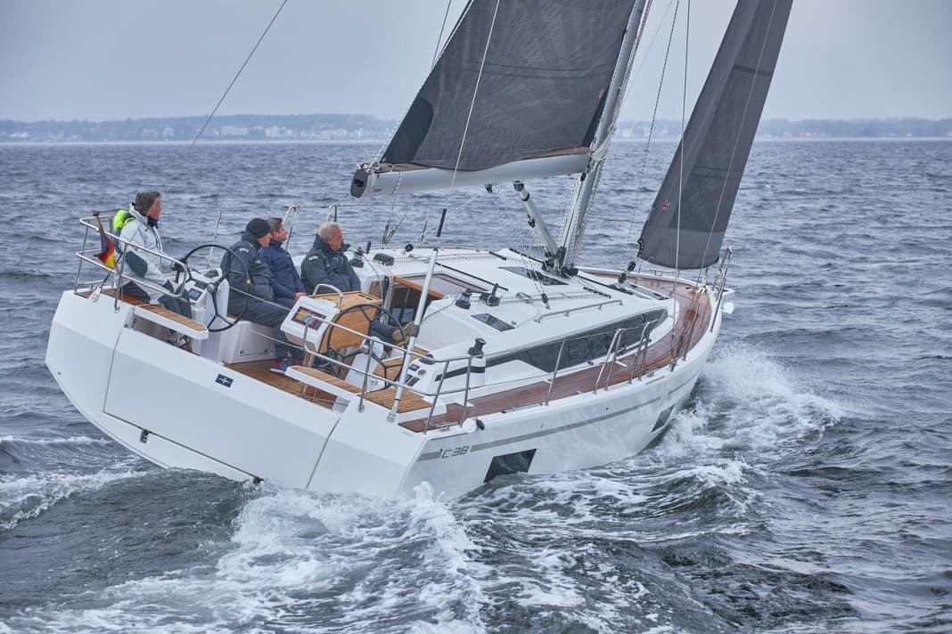 bavaria c38 yacht test