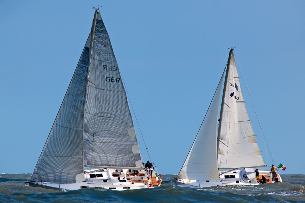 Bavaria Cruiser 40 contro 40 Sport