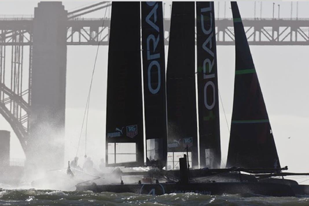 Oracle Racing trainiert in der San Francisco Bay auf AC 45