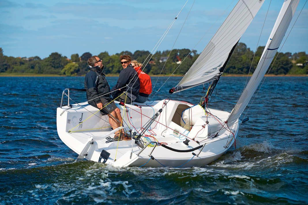 J 70: barca sportiva dagli USA