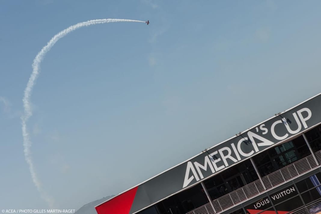 Es wird viel geboten und hoch geflogen zum America's Cup
