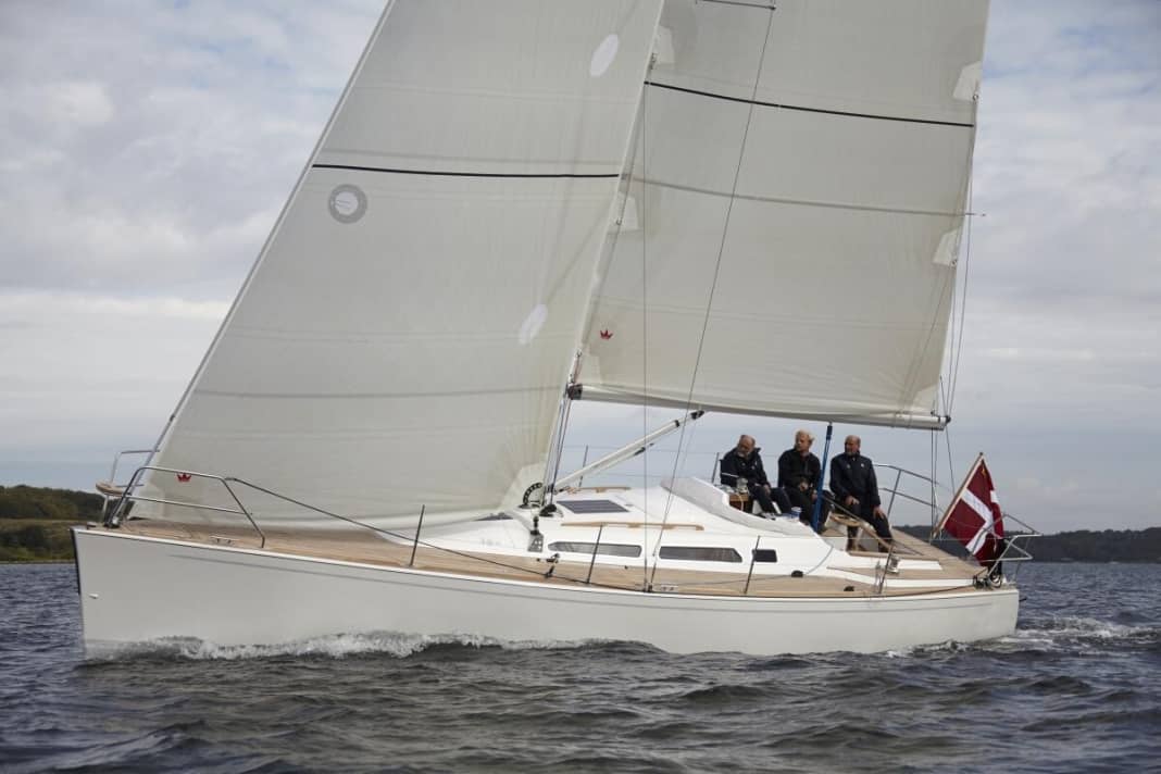 Une silhouette affûtée. Bien que le franc-bord ait visiblement augmenté, le 3.6 reste indéniablement un bateau de plaisance.