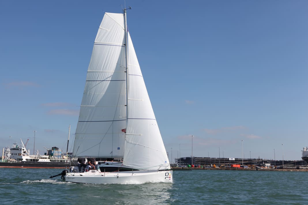 Small boat, big rig. The Django 6.70 has 33 square metres of sail area on the wind with a hull length of just 6.70 metres - a powerful setup