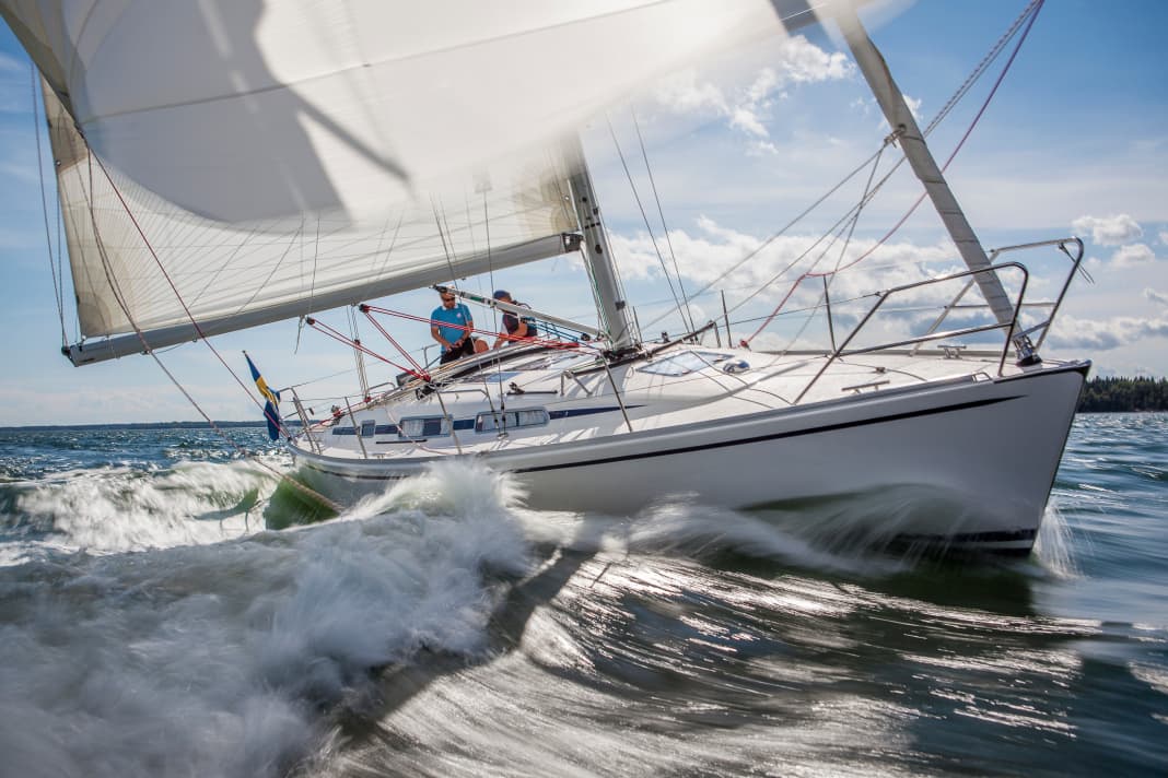 Dynamisch. Die Linjett 34 ist kein Regattaboot. Sie segelt aber schnell und kontrolliert