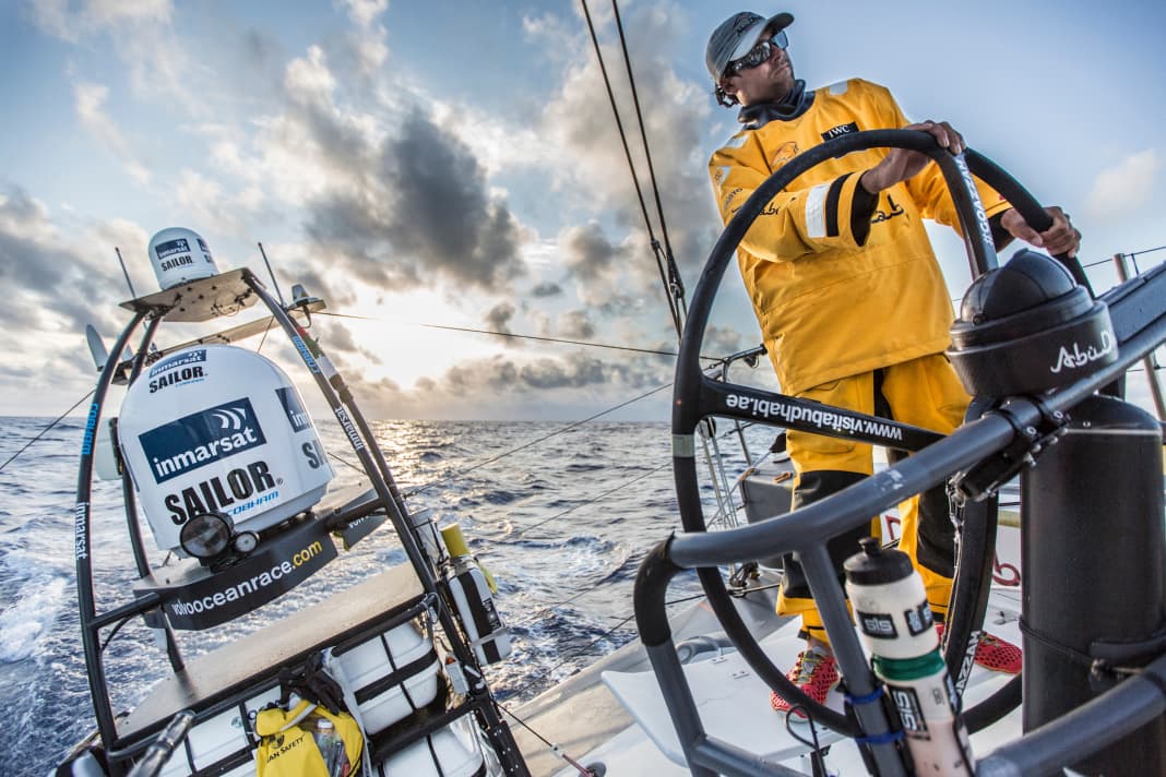 Abu Dhabi Ocean in regata con il vento in poppa