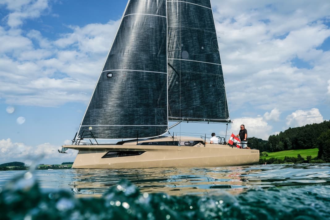 Fresh shapes with an aggro look: Wavepiercer bow with flight deck and bowsprit...