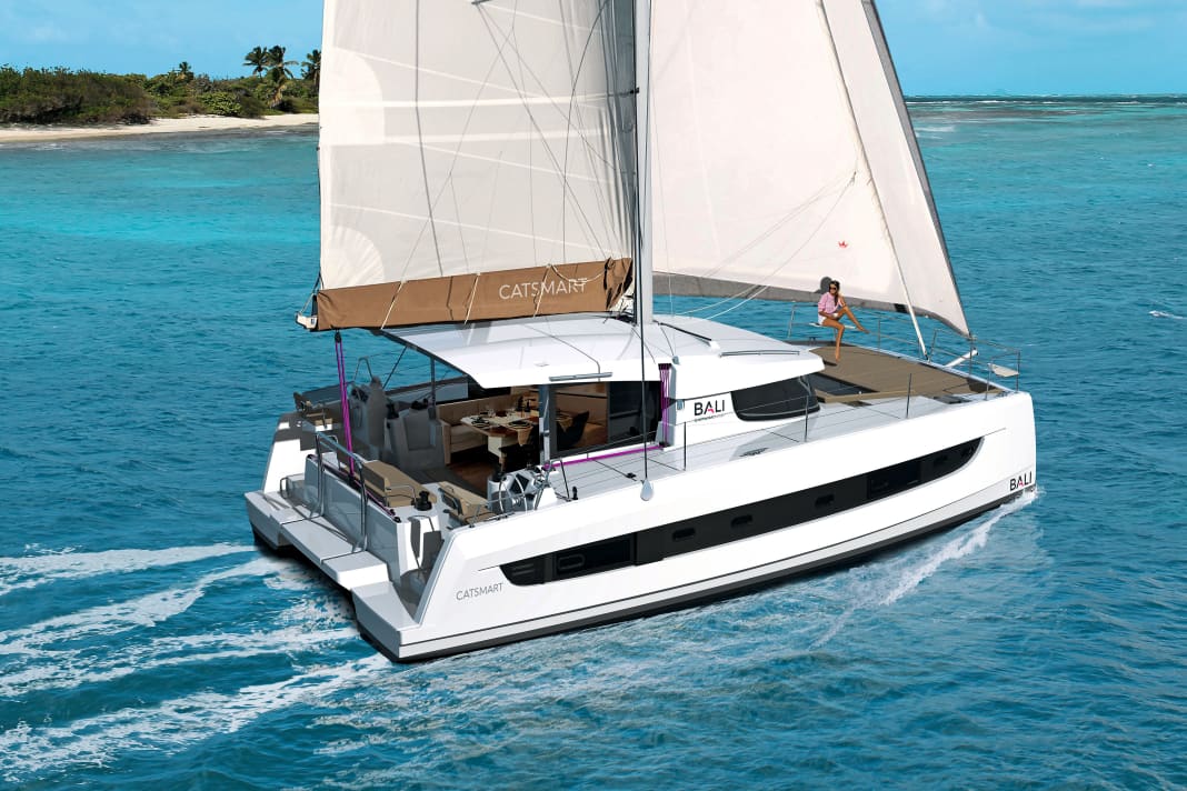 New for Bali: The two helm stations are integrated far aft in the hulls
