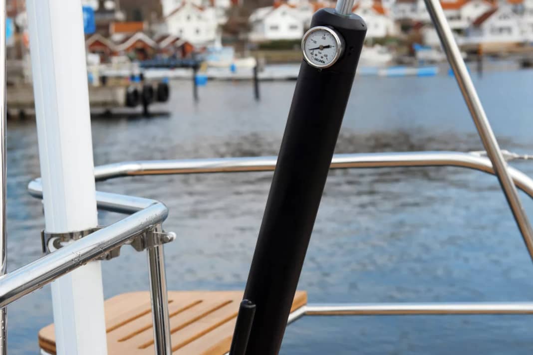 Hydraulic integral tensioners are very powerful and comfortable