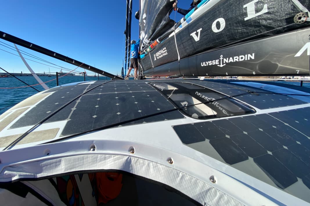 Mettre les voiles sur "11th Hour Racing" - un travail d'os pour l'homme au grinder