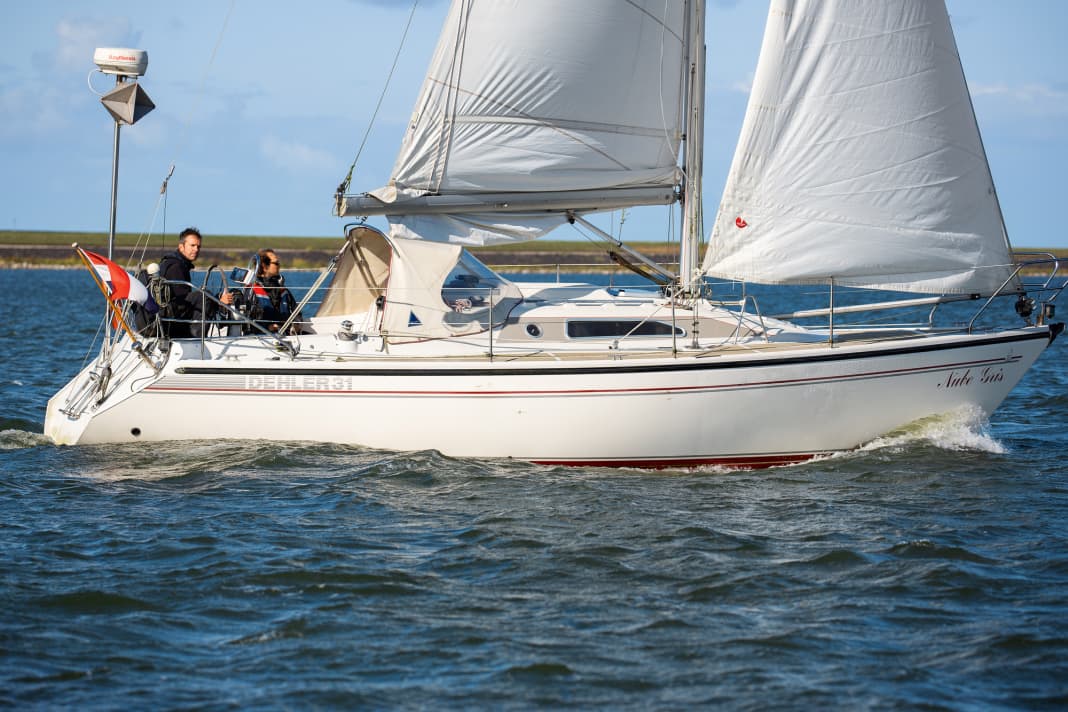Almost 1,100 of them were built as the Duetta 94, Dehler 31 and 32. Owners like them and they are often offered second-hand. Solid. An agile sailor with plenty of space. Used from around 20,000 euros