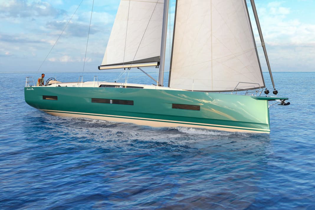 The chine edges are very pronounced, especially in the forecastle