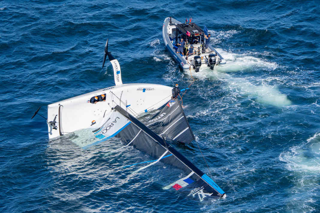 Per la seconda volta in 24 ore: sabato il team francese La Roche-Posay Racing Team si è capovolto di nuovo…