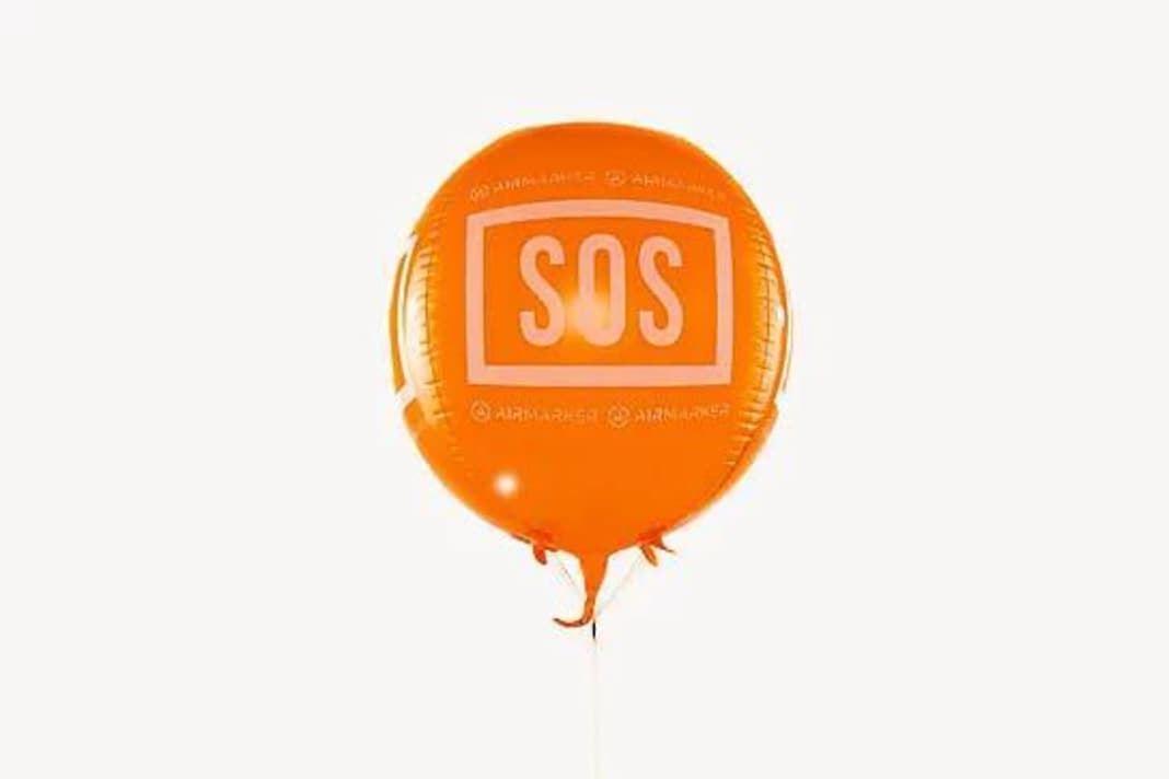 Der Markierungsballon Airmarker soll in 15 Meter Höhe fliegen und bis zu drei Tage lang im Dunkel leuchten