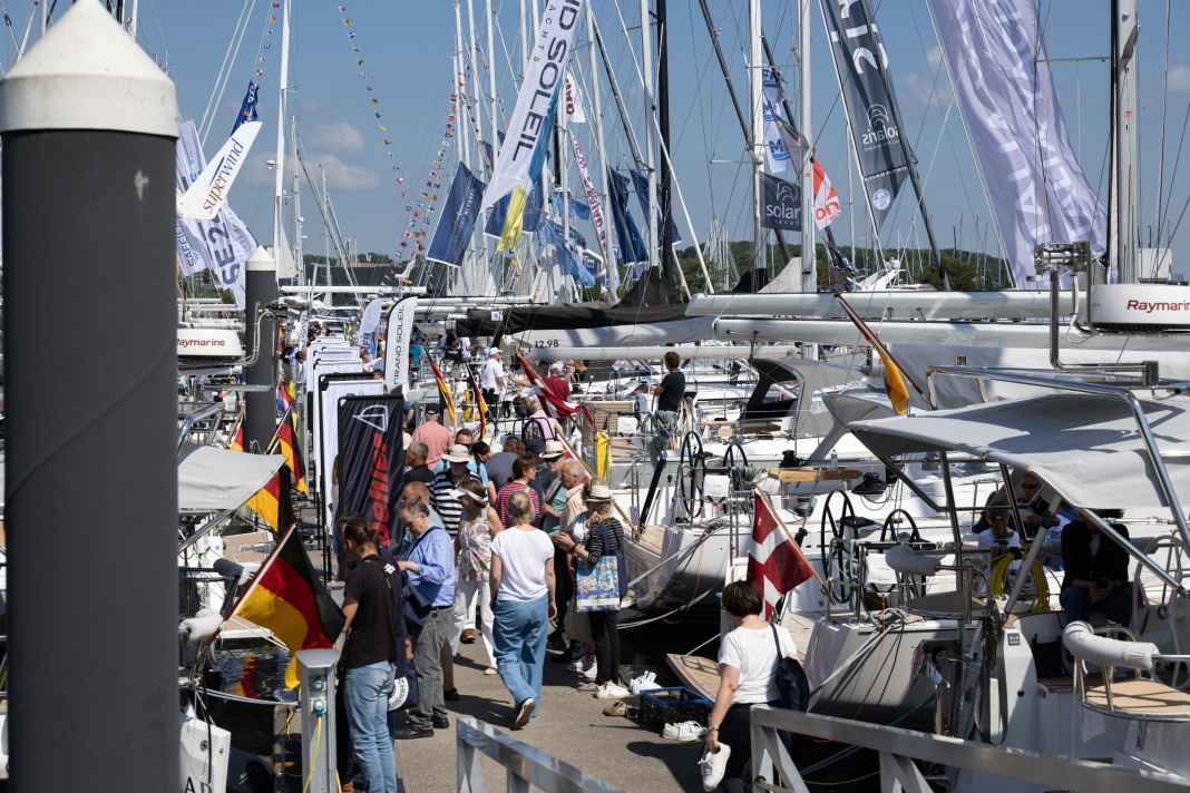 Over 17,000 visitors flocked to Germany's largest in-water boat show in the Bay of Lübeck at the weekend