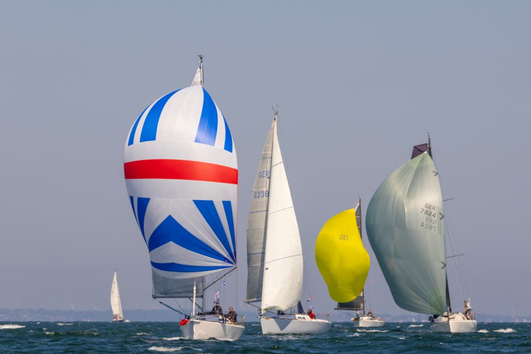 Les spectateurs pourront assister aux départs le samedi avant Pfingen, entre 12 et 14 heures, de préférence depuis le môle nord ou la plage.