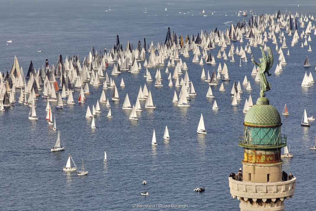 Typisch Barcolana: alle zusammen los. Dieses Jahr kamen 1756 Crews nach Triest