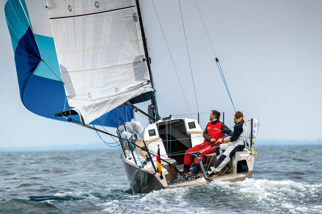 Lots of carbon, a Park Avenue boom and plenty of sail area: the "Oke" has sporty genes