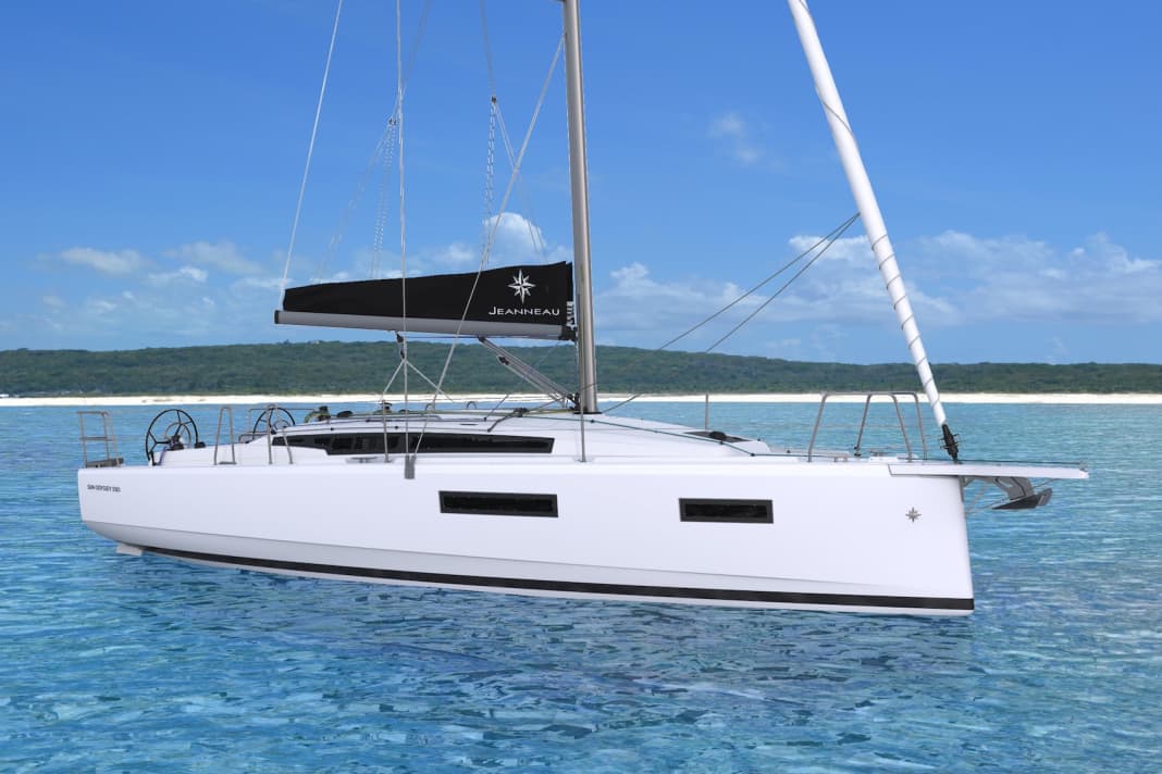 Cool look. The sloping bow stem, the slightly negative deck step and the almost continuous chine are striking features
