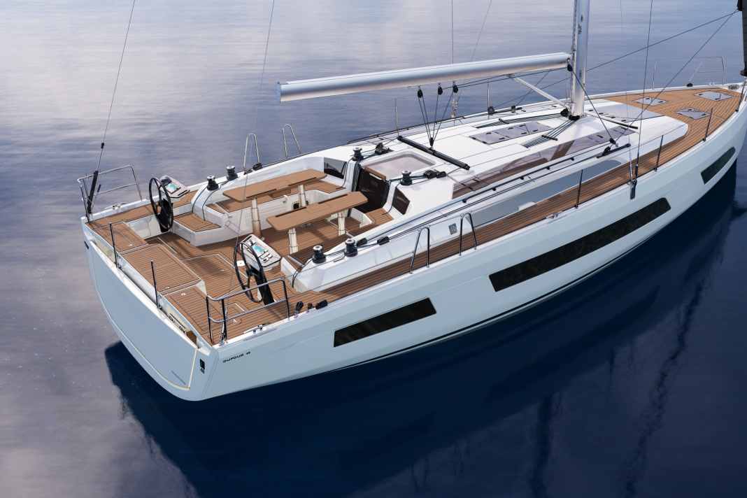 Transparent. The many large windows, the numerous hatches and the light strips on the cabin superstructure are striking.