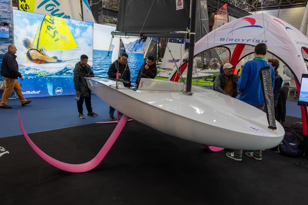 Voici comment le nouveau foiler à un seul homme a été présenté en avant-première au salon boot Düsseldorf