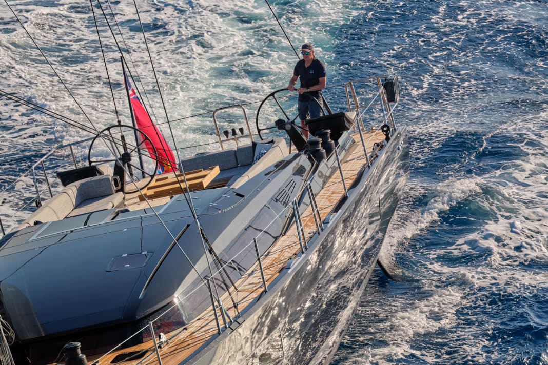 A superyacht in terms of format and standards, but a boat for owners who like to sail themselves - that's the new CNB 78, the first boat since the brand was taken over by Solaris two years ago