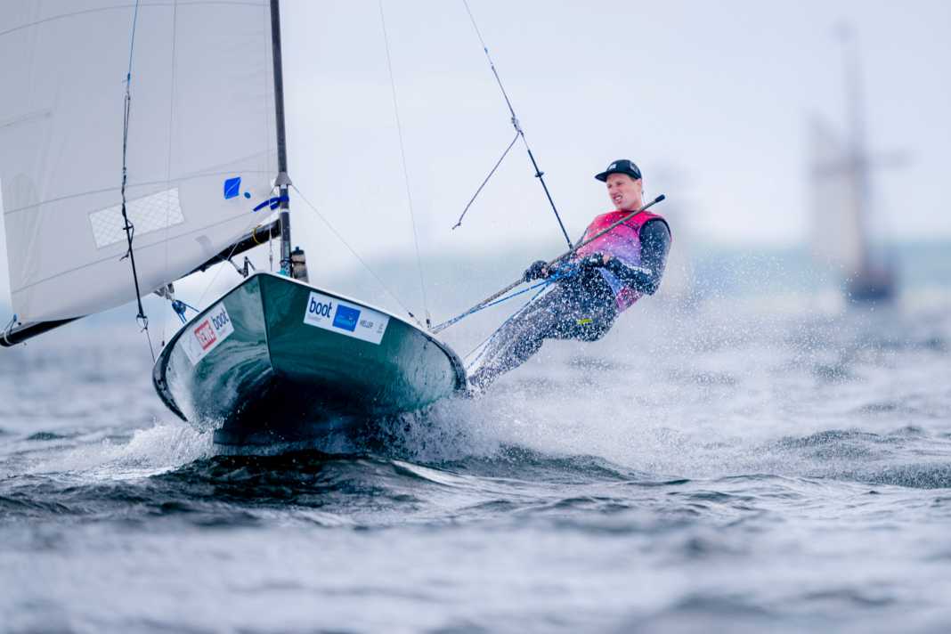Un style également très fort : Christoph Homeier était en tête du Contender après cinq courses.