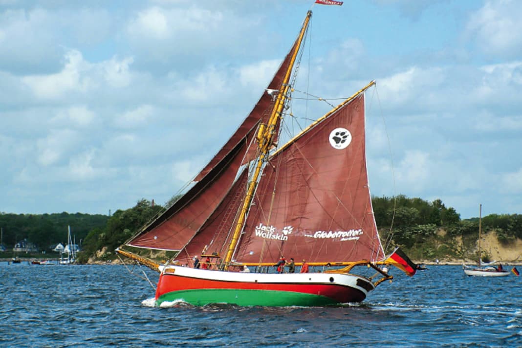 The over 90-year-old gaff cutter "Dagmar Aaen"