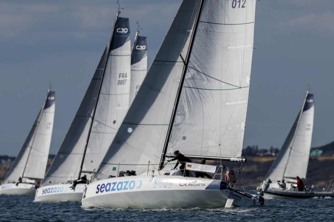 Zufall bei der Auslosung: Mit dem Boot Nummer 12 bestritten Lina Rixgens und Sverre Reinke sowohl ihr Qualifiaktionsrennen als auch das Finale.