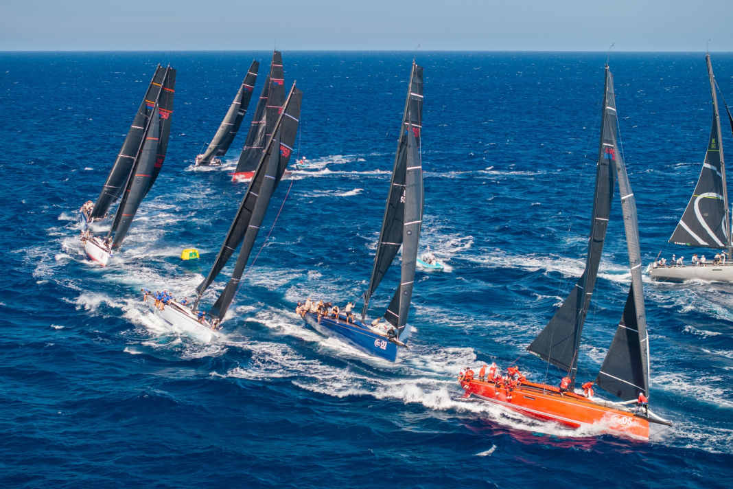 Eindrücke vom 23. Rolex Swan Cup, der mit Rekordbeteiligung und besten Segelbedingungen die 1800 angereisten Segler begeisterte.