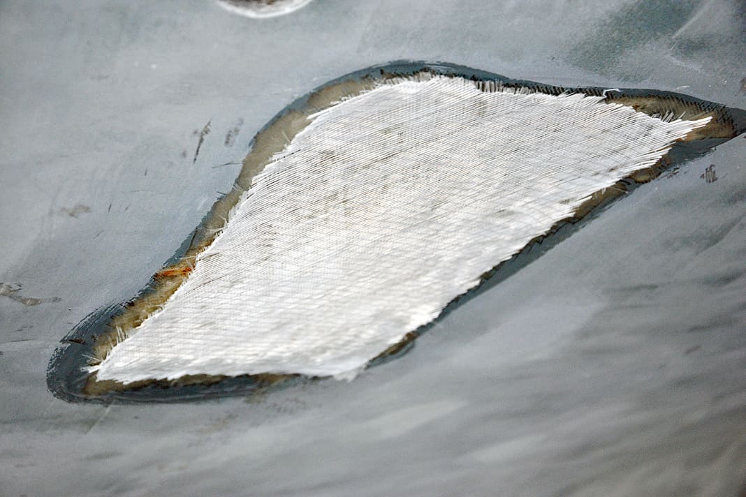 1. the support surfaces of the trestles are laminated and levelled as the last work step after sanding