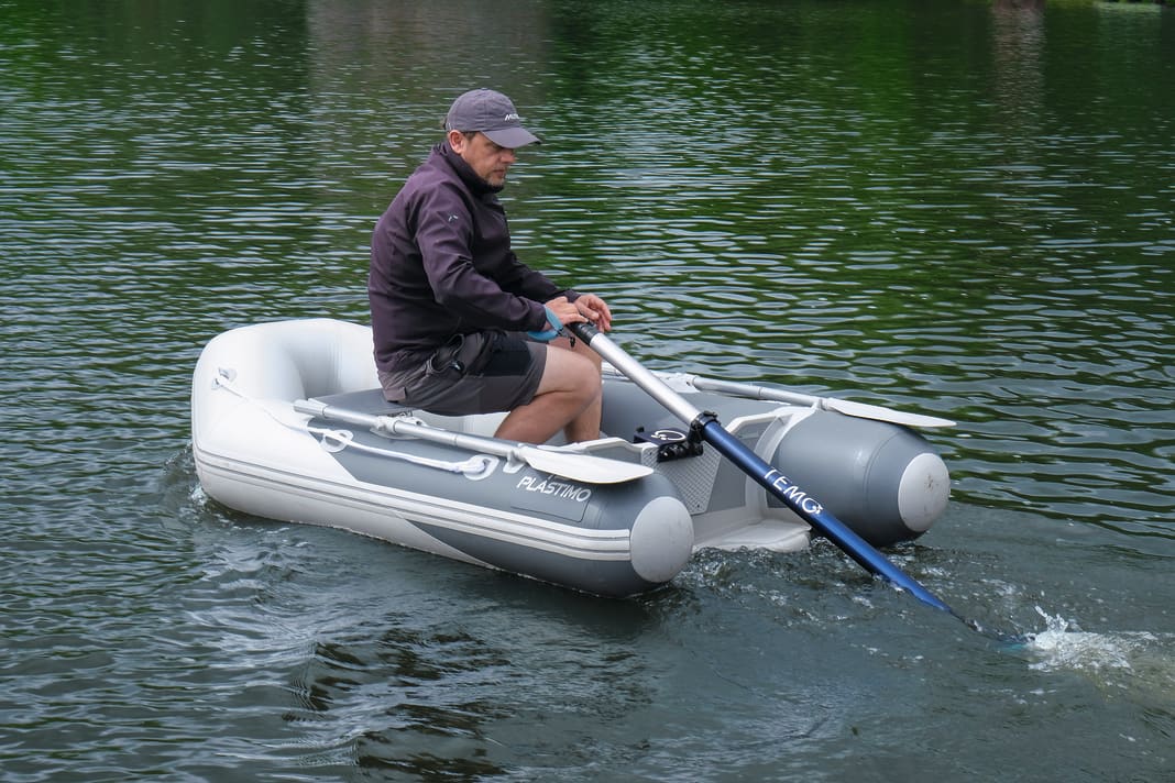 Temo 450 : la propulsion oblique vers l'arrière fonctionne bien en avant, mais il faut s'y habituer pour manœuvrer.
