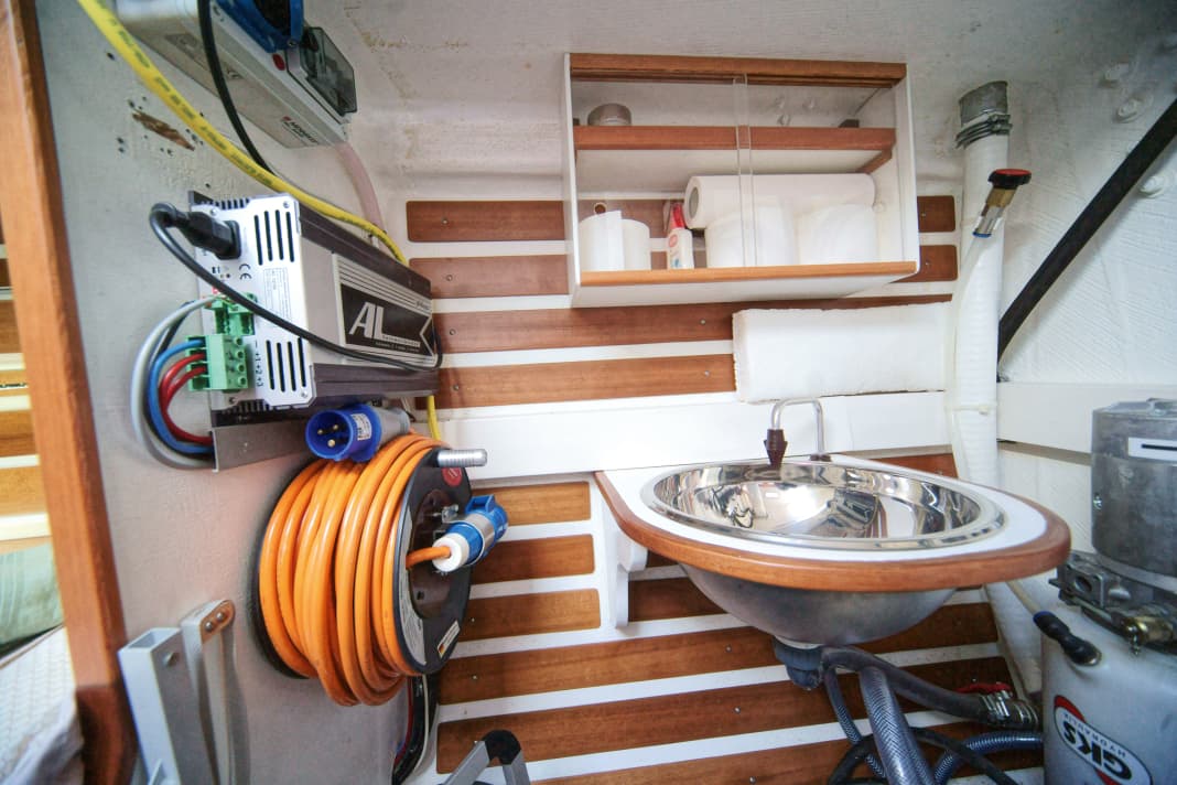 Shore power cables on yachts Selection and use YACHT