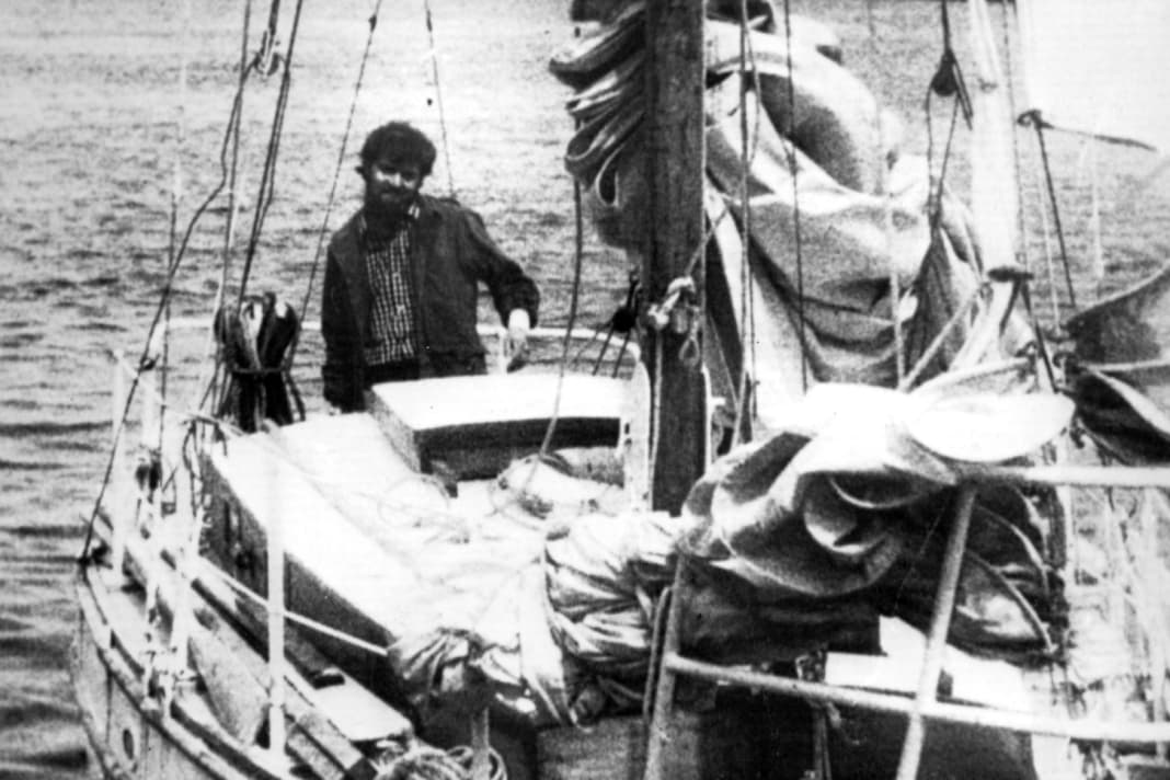 Wilfried Erdmann, allora 27enne, arriva nel porto di Helgoland la sera del 7 maggio 1968 dopo aver compiuto il giro del mondo in barca a vela.