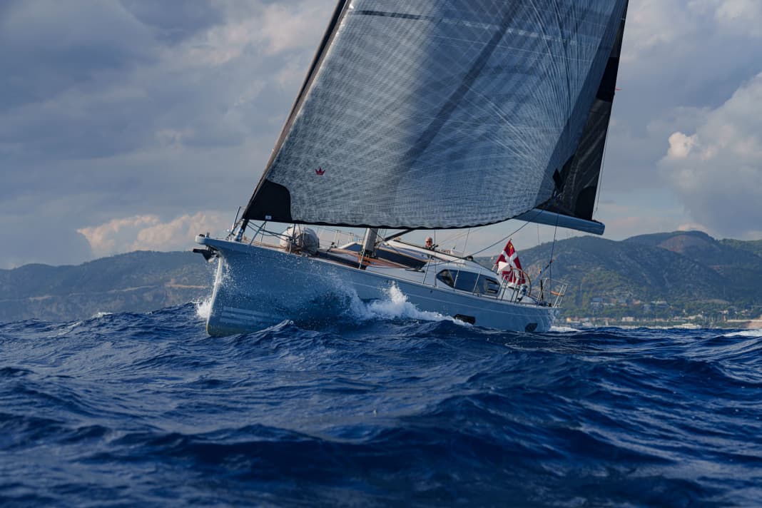 Can take a lot of wind and waves. X-Yachts' latest blue water boat impresses at sea as well as in the harbour or at anchor