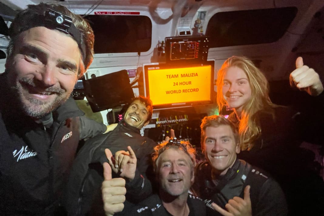 Hier jubeln Boris und sein Team über ihren  24-Stunden-Weltrekord