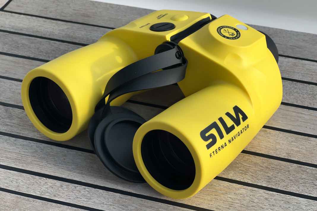 Externally, the Navigator 3 is almost indistinguishable from its predecessors as it has Silva's typical signal colour.