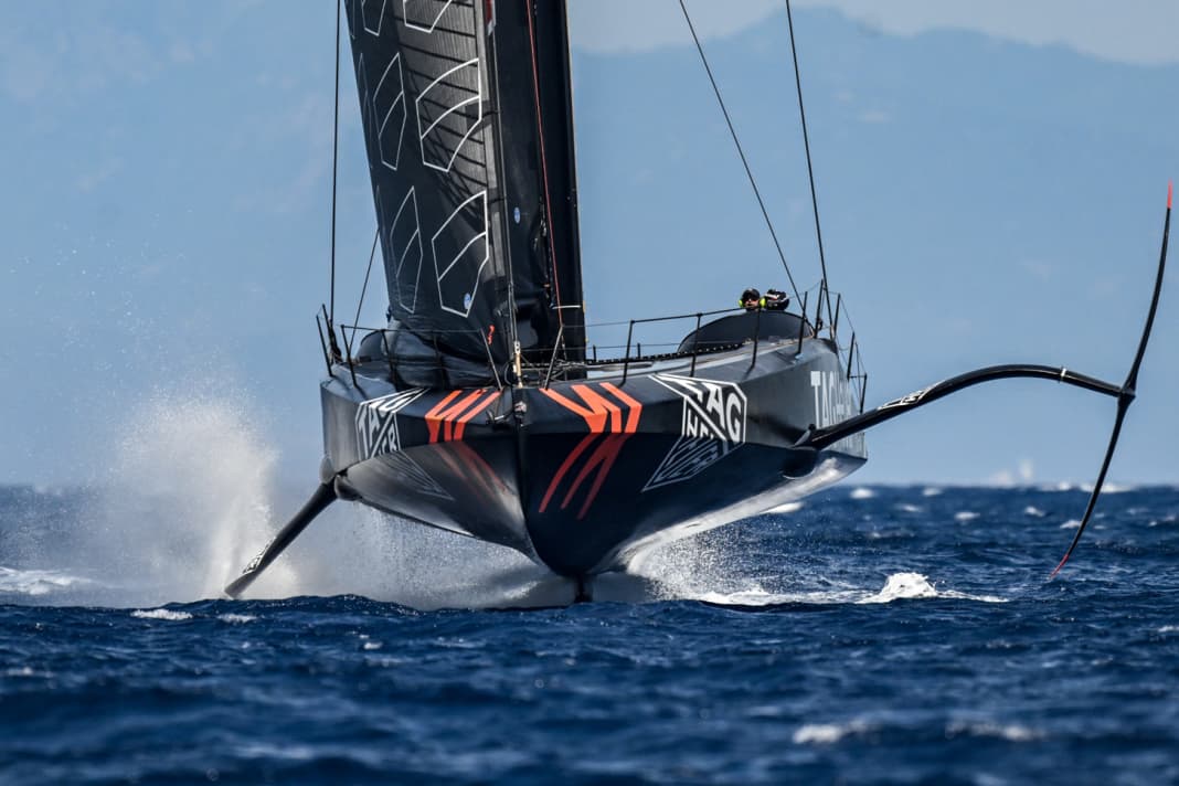 Mini skirt sailing yacht clearance