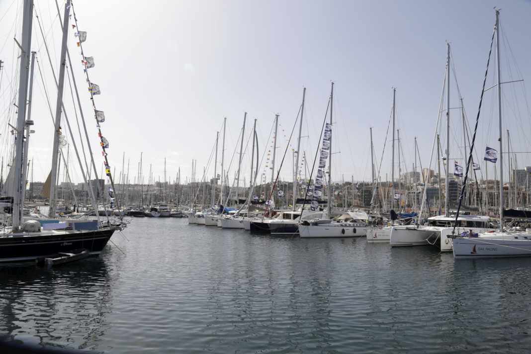 The municipal marina in Las Palmas de Gran Canaria is usually full to capacity from mid-October onwards