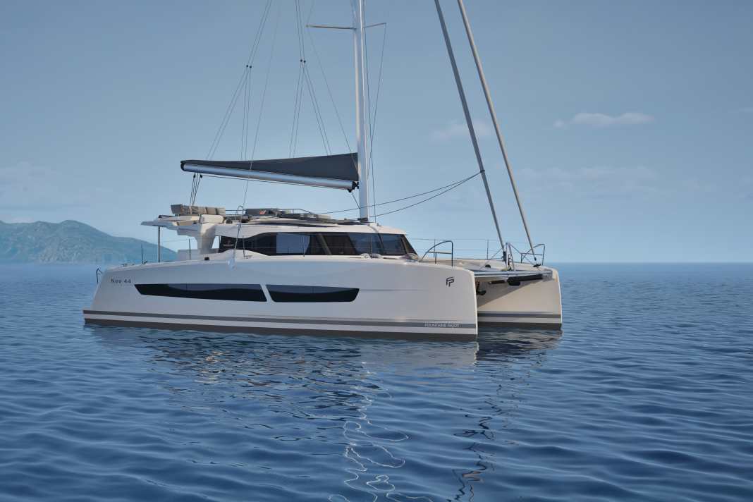 Ganz modern: Negativer Deckssprung, nach achtern geneigte Steven