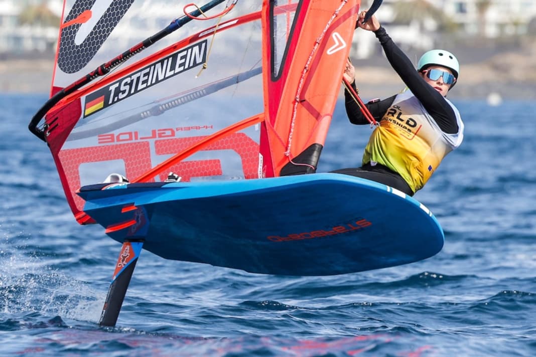 Theresa Steinlein sicherte bei der iQFoil-WM vor Lanzarote Nationenstartplatz Nummer acht für die deutschen Olympiasegler