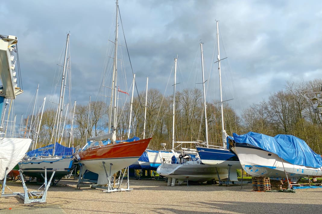 Forest of masts on land. An image that can also be seen more and more frequently in Germany