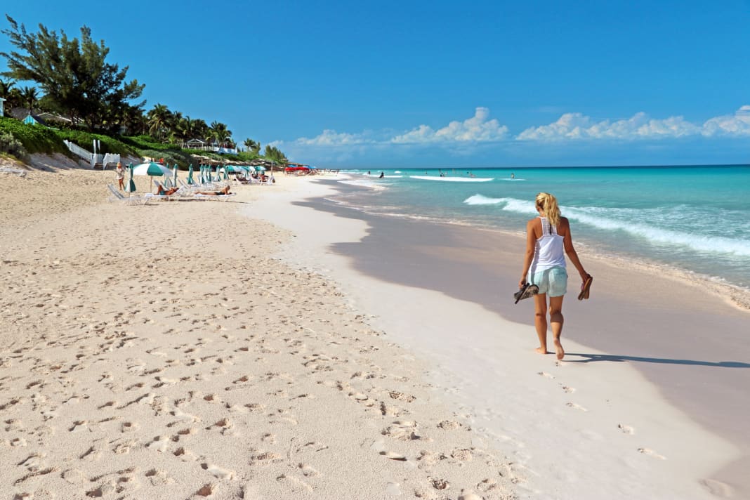 The shimmering pink beach on Eleuthera. Shell limestone and coral provide the colouring