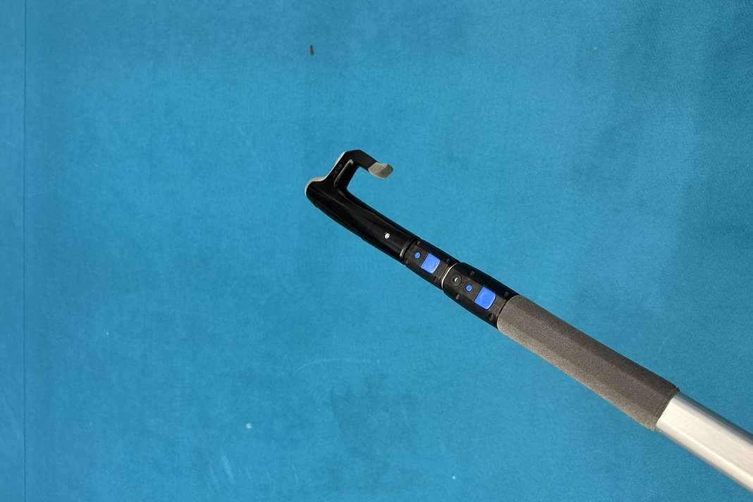 Jake is a double telescopic boat hook.