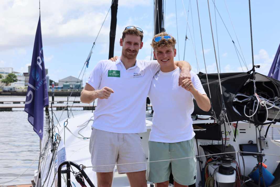 Reunited in Recife before the start of the final stage: Lennart Burke and Melwin Fink.