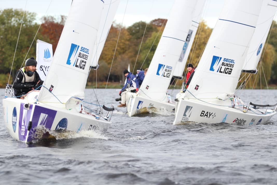 Des courses de coupe passionnantes sur le lac Außenalster de Hambourg