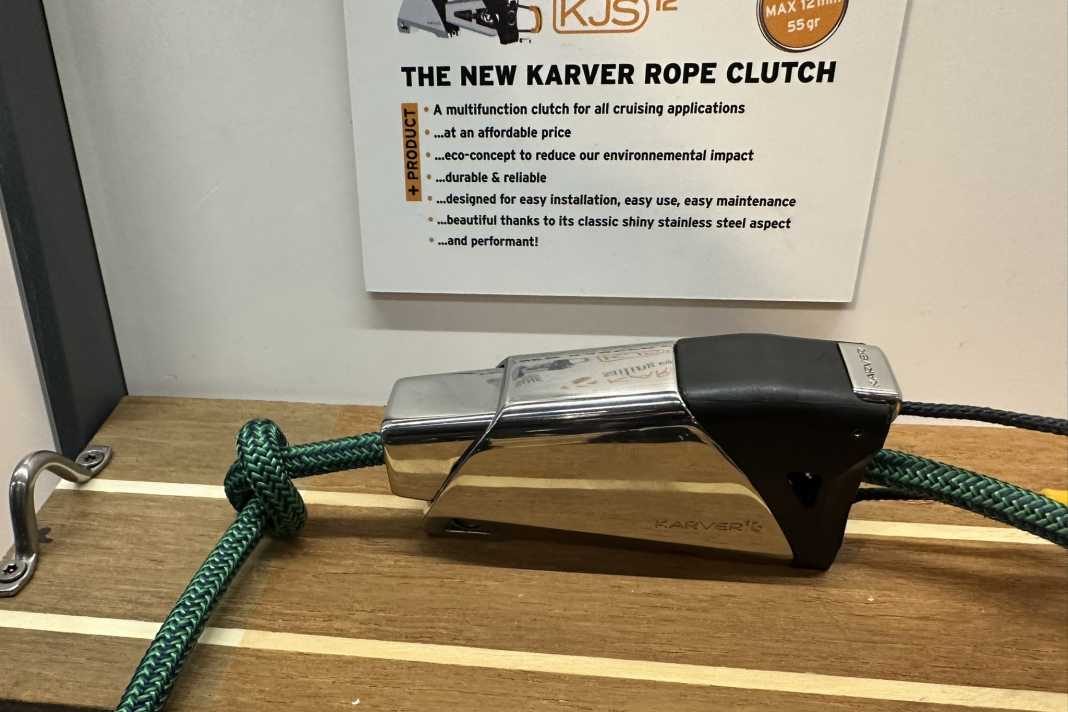 The KJS12 latch stopper from Karver is very compact and easy to maintain. It offers holding forces of up to 1.2 tonnes