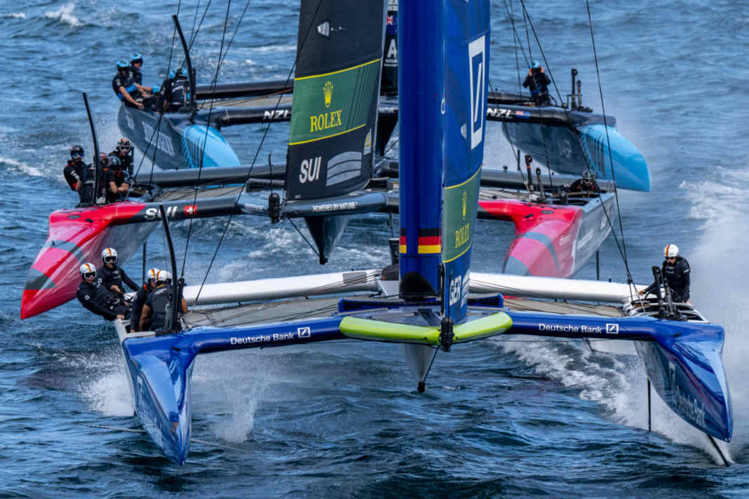 Here the German team is chased by the Swiss and the New Zealand "Black Foils".