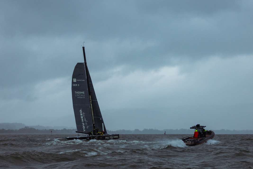 L'ancien "Skinfit" a également remporté la victoire en catamaran lors de la Rund Um de cette année, avec son nouveau propriétaire.